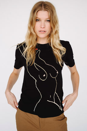 Paloma Tee in Black front view